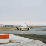 Авиасообщение между столицей и северным нефтегазовым центром: расписание и особенности перелётов